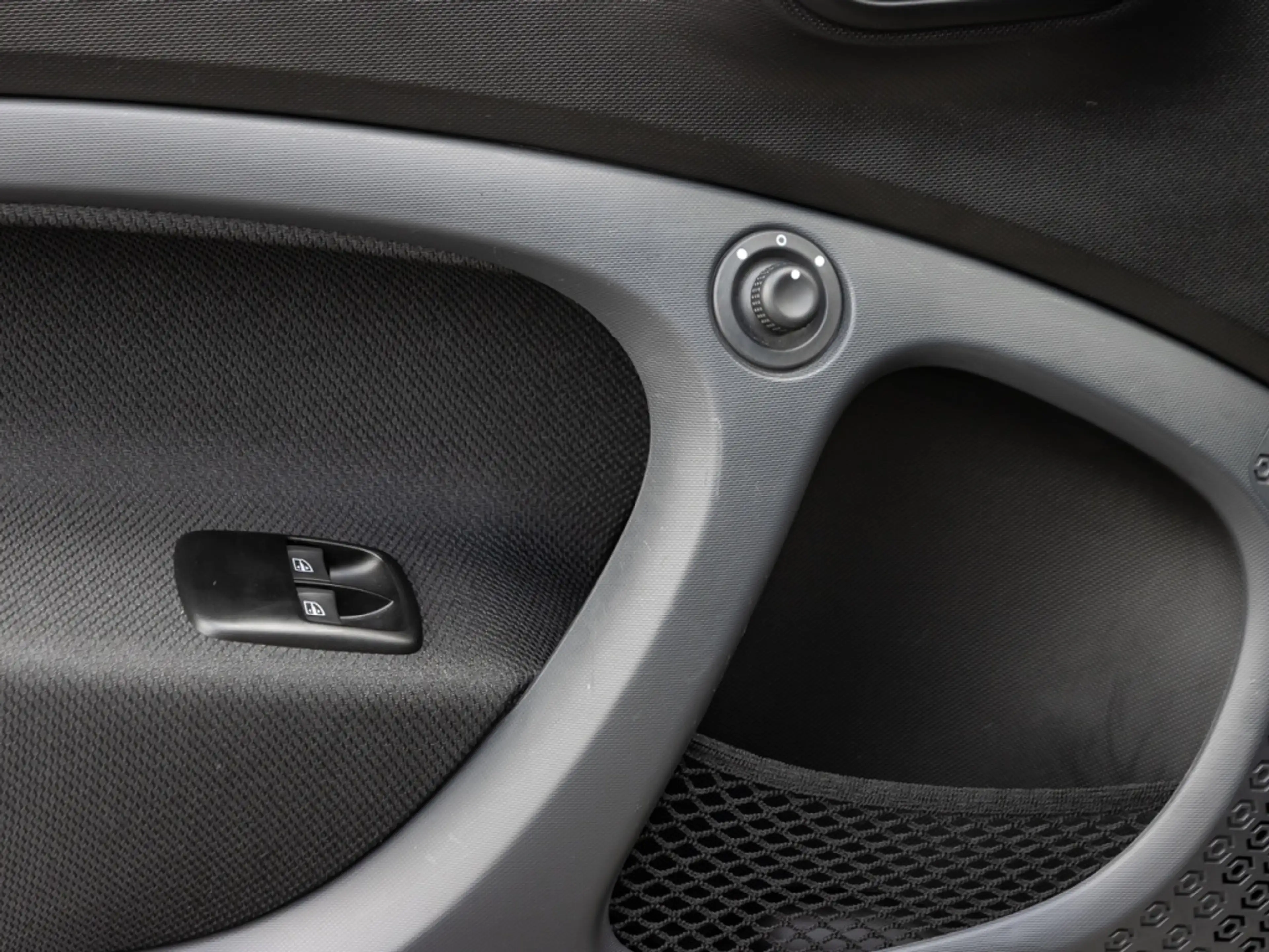 smart forTwo EQ prime *LED*Cam*Navi*JBL*Pano*PDC*Leder — photo 12