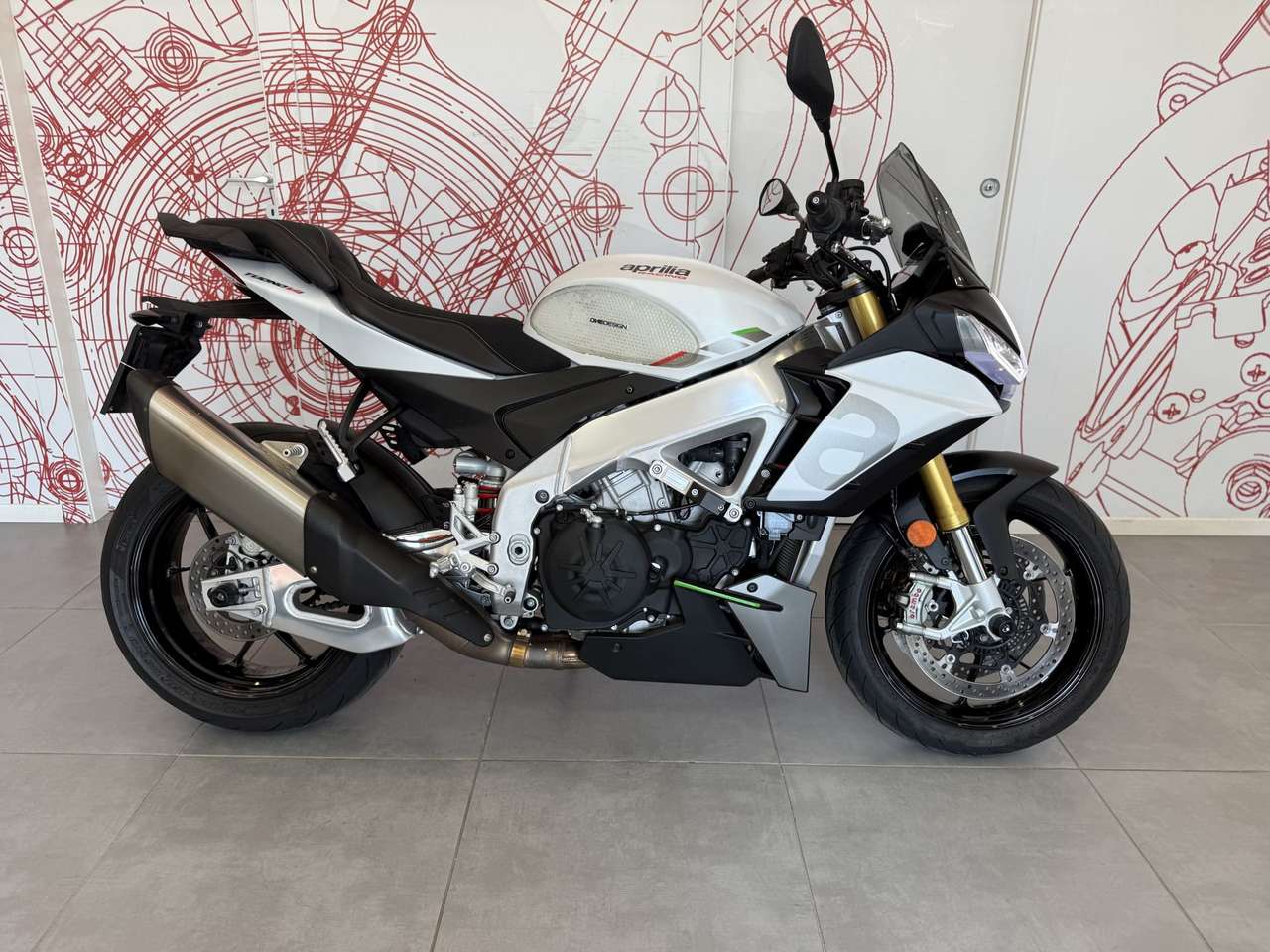 Aprilia Tuono APRILIA TUONO V4 - YM 2022