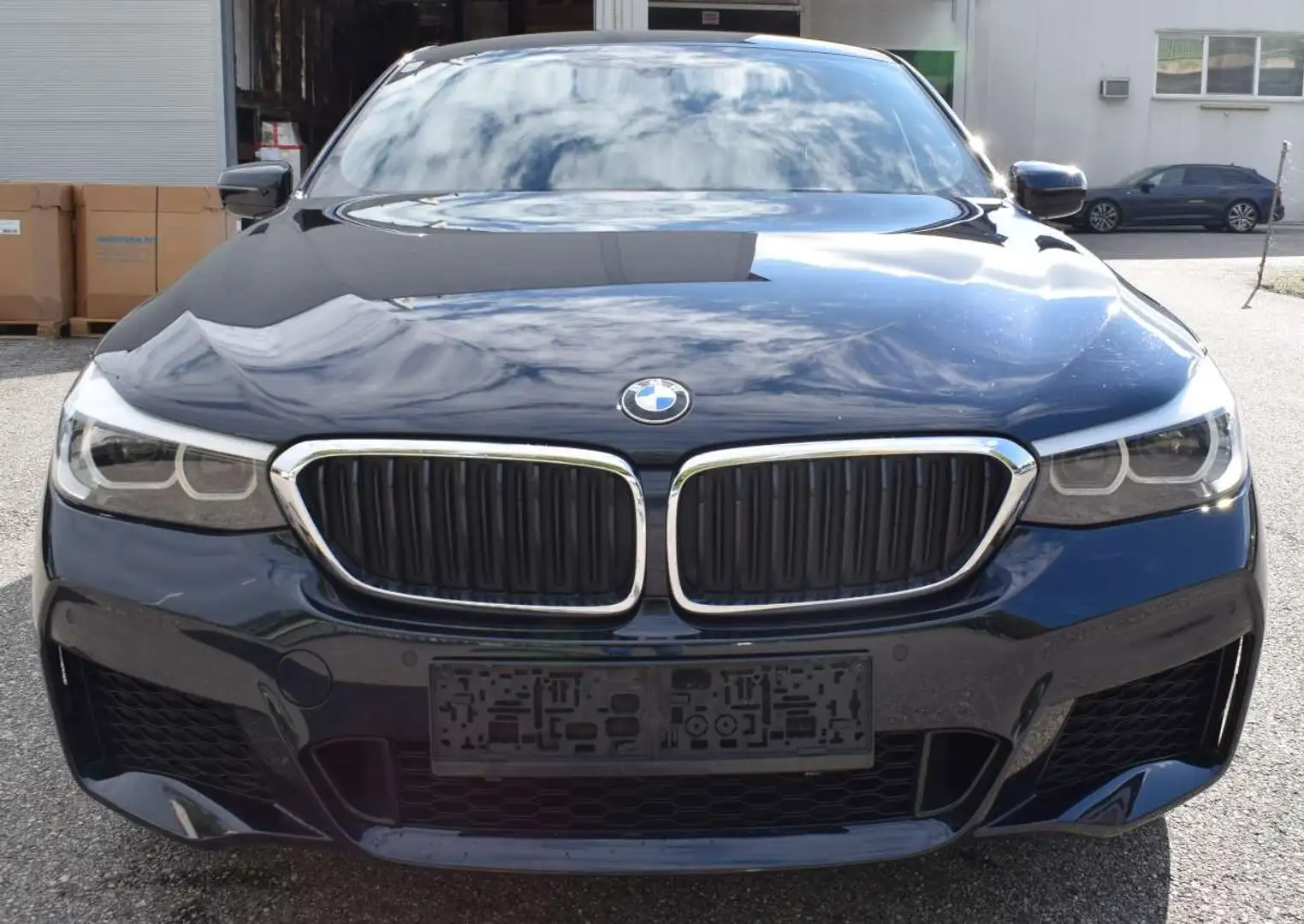 BMW 630 d xDrive Gran Turismo Aut. Schwarz - 2