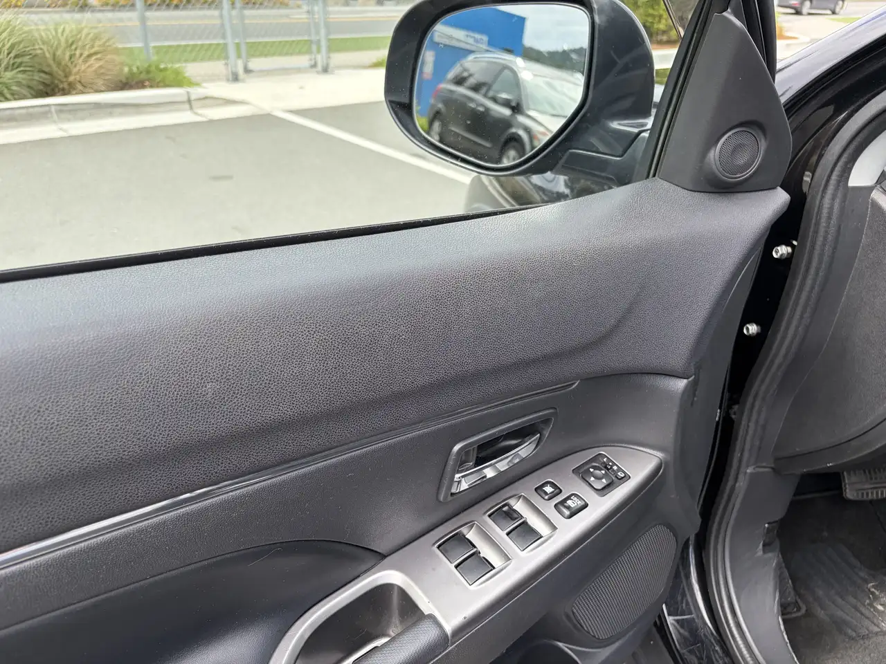 Mitsubishi RVR снимка Mitsubishi RVR