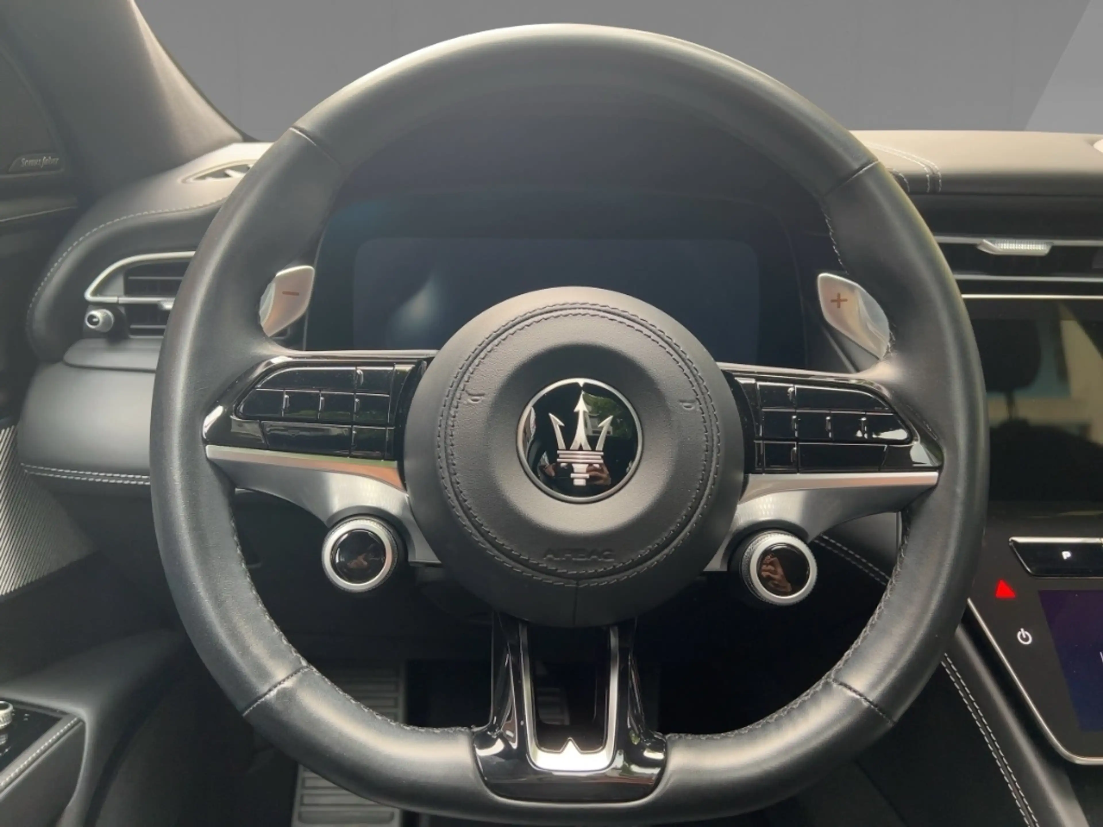 Maserati Grecale GT 2.0 MHEV 300HP inkl. 2-Jahre Maserati Aprroved — photo 9