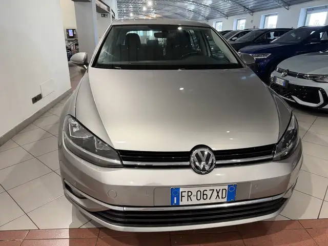 Volkswagen Golf view 7