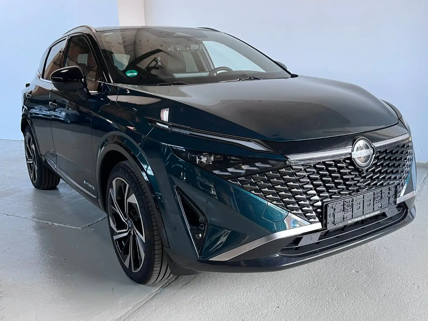 Nissan Qashqai Tekna e-Power Voll 3J. Inspektion frei Grün - 2
