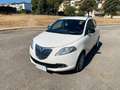 Lancia Ypsilon Ypsilon III 2011 1.3 mjt Gold s Blanc - thumbnail 1