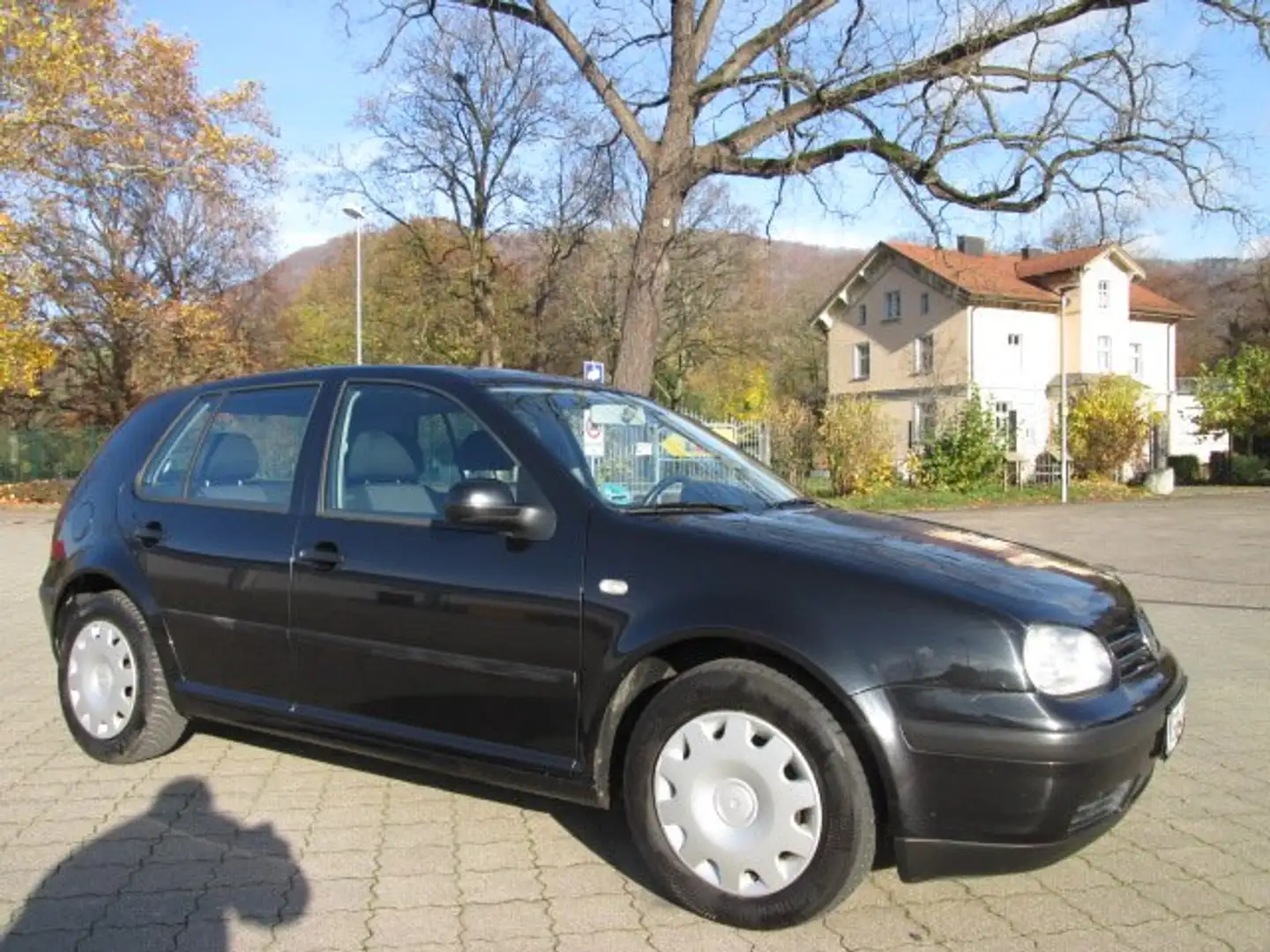 Volkswagen Golf Golf IV 1.9 TDI Edition+2.HAND+TÜV=04/2026 Schwarz - 2
