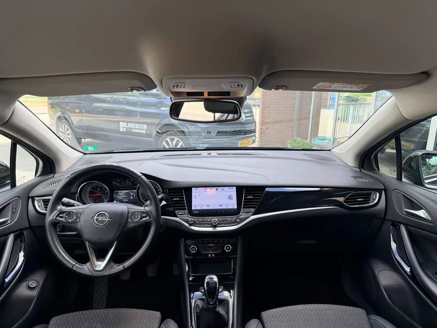 Opel Astra Sports Tourer 1.4 Turbo Innovation Station Blauw - 2