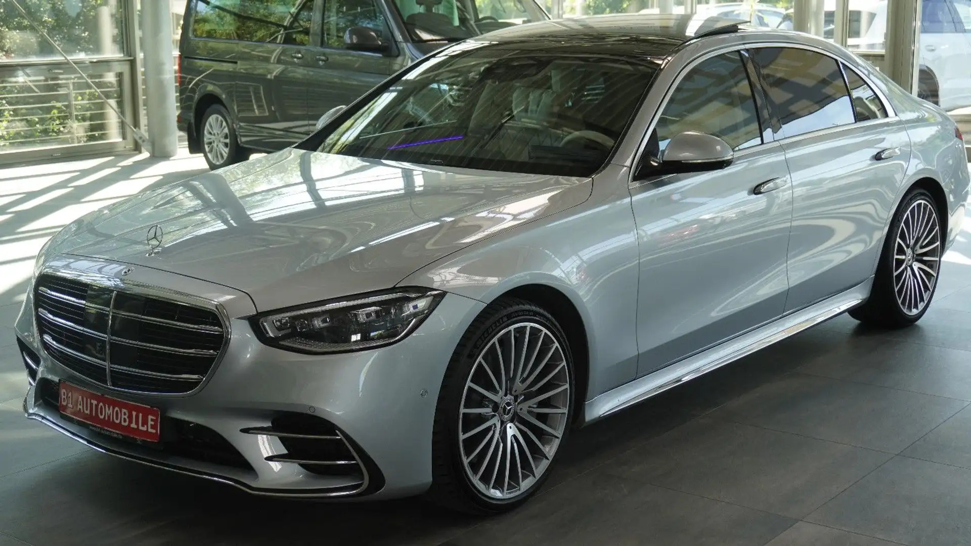 Mercedes-Benz S 400 S -Klasse Lim. 4Matic L*3D*HEAD-UP*PANO*21 Plateado - 1