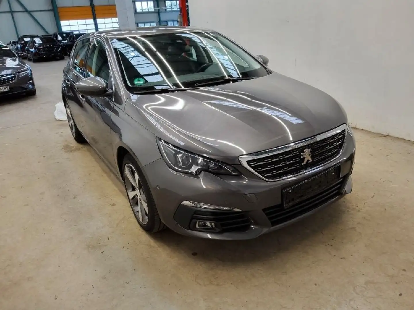Peugeot 308 Allure PureTech 96KW Automatik - 2