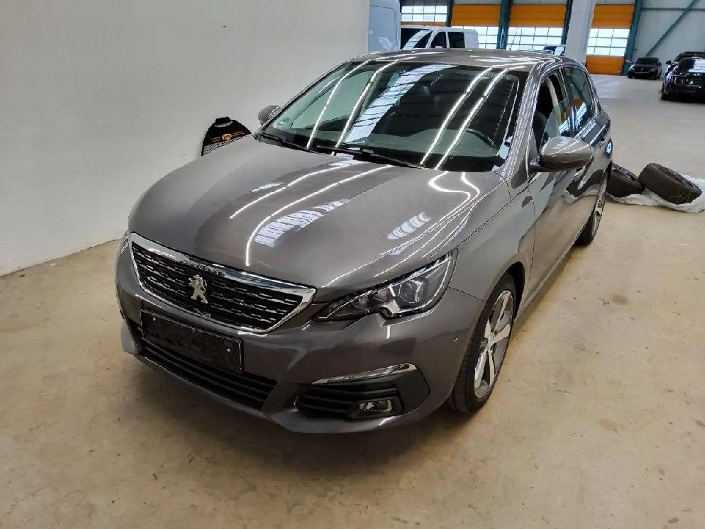 Peugeot 308 Allure PureTech 96KW Automatik - 1