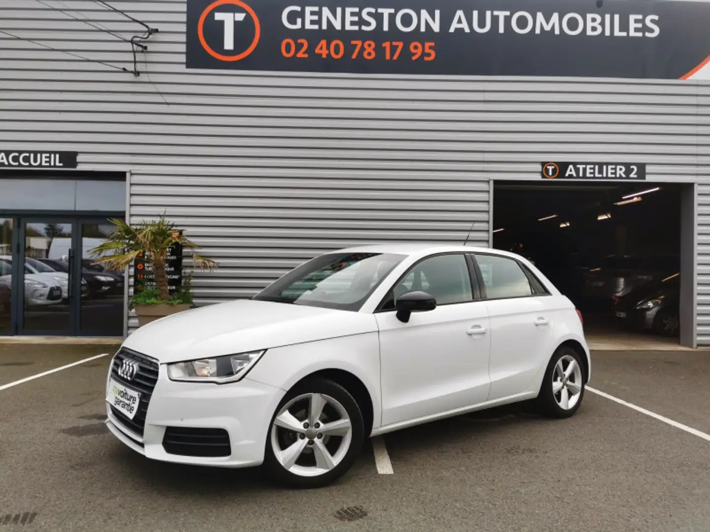 Audi A1 1.0 TFSI 95CH ULTRA AMBIENTE S TRONIC 7 Blanc - 1