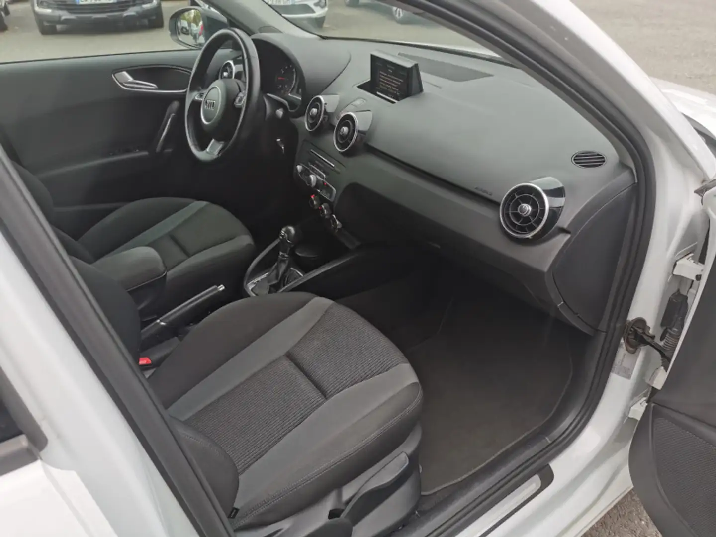 Audi A1 1.0 TFSI 95CH ULTRA AMBIENTE S TRONIC 7 Blanc - 2
