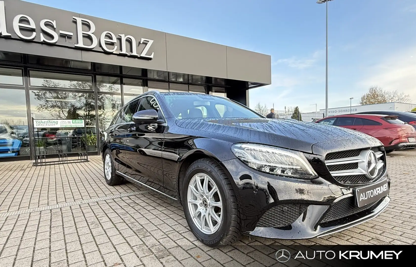 Mercedes-Benz C 180 T-Modell AVANTGARDE+LED+360°Navi/Autom. Zwart - 2