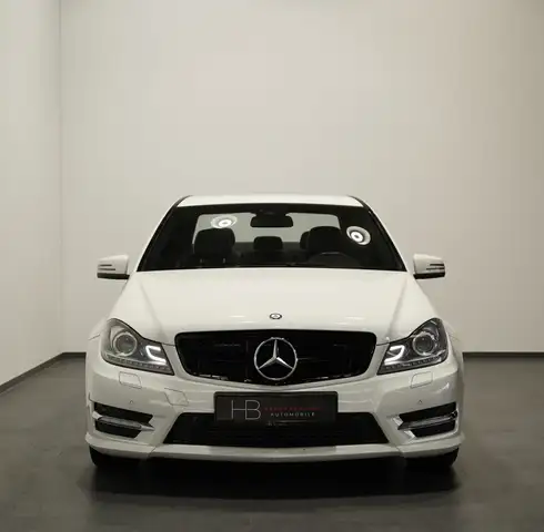 Mercedes-Benz C Class view 2