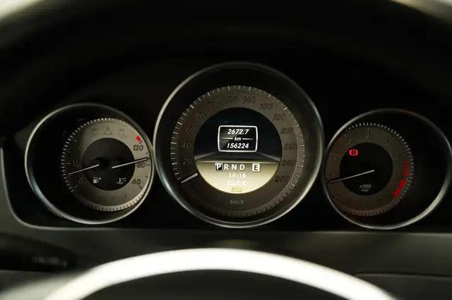 Mercedes-Benz C Class view 15