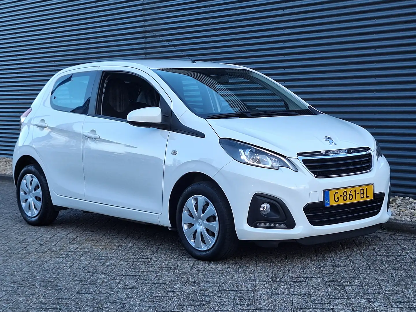 Peugeot 108 1.0 e-VTi Active | Airco | Bluetooth | Elektrische Wit - 2
