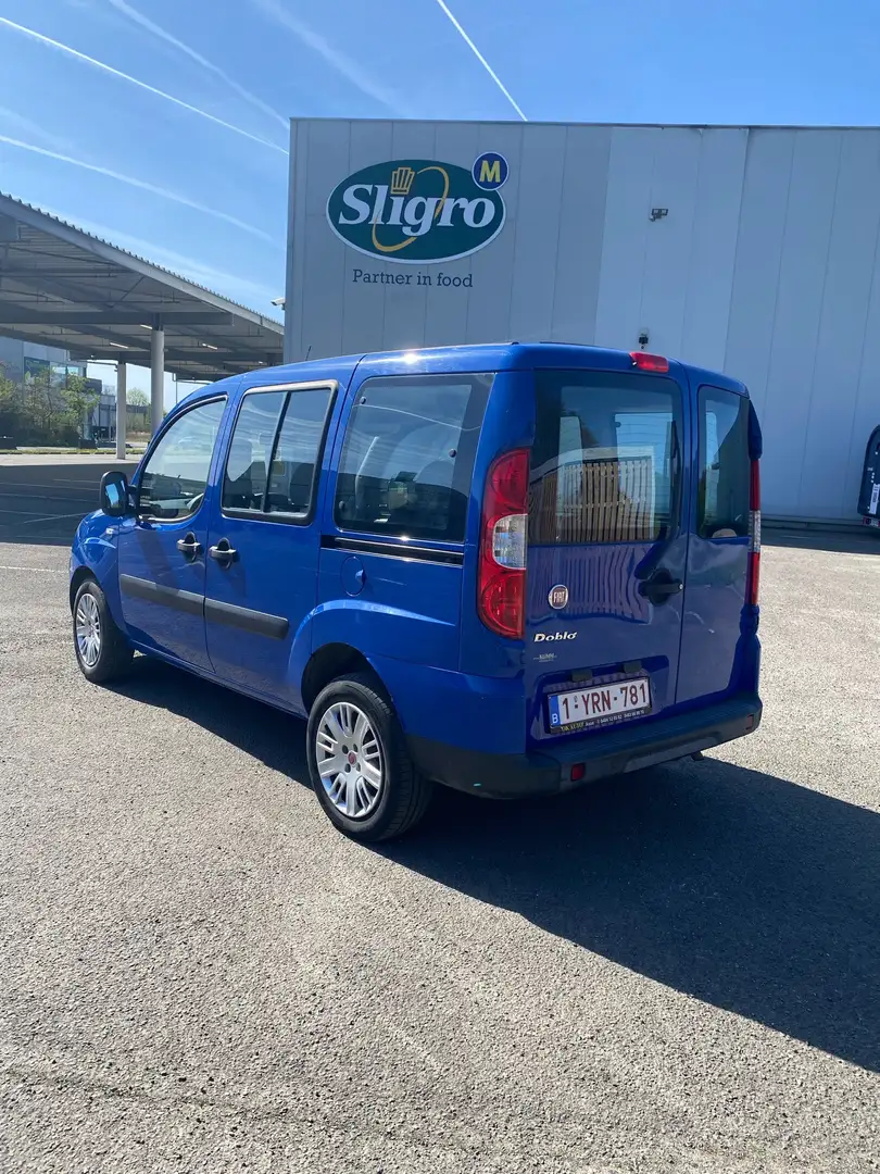 Fiat Doblo 1.4 8V Azul - 2