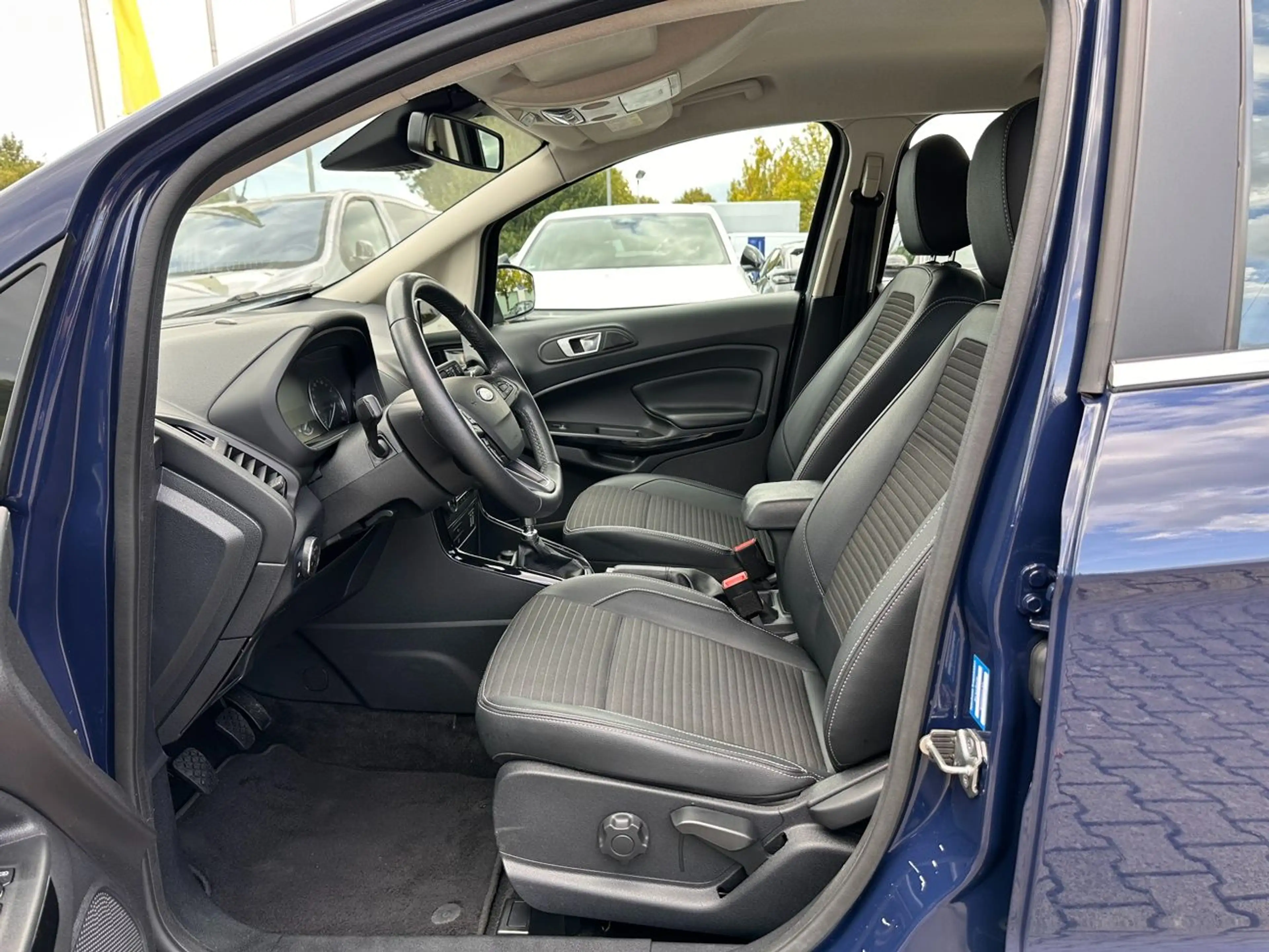 Ford EcoSport 1.0 EcoBoost Titanium *beh.Lenk*Tempomat — photo 12