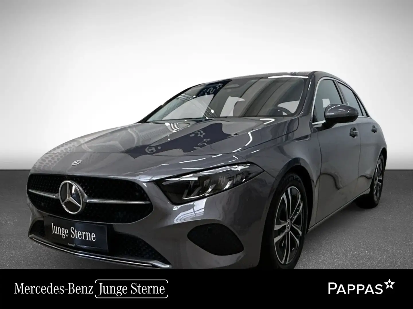 Mercedes-Benz A 180 d Kompaktlimousine Österreich-Edition Cam Grau - 1
