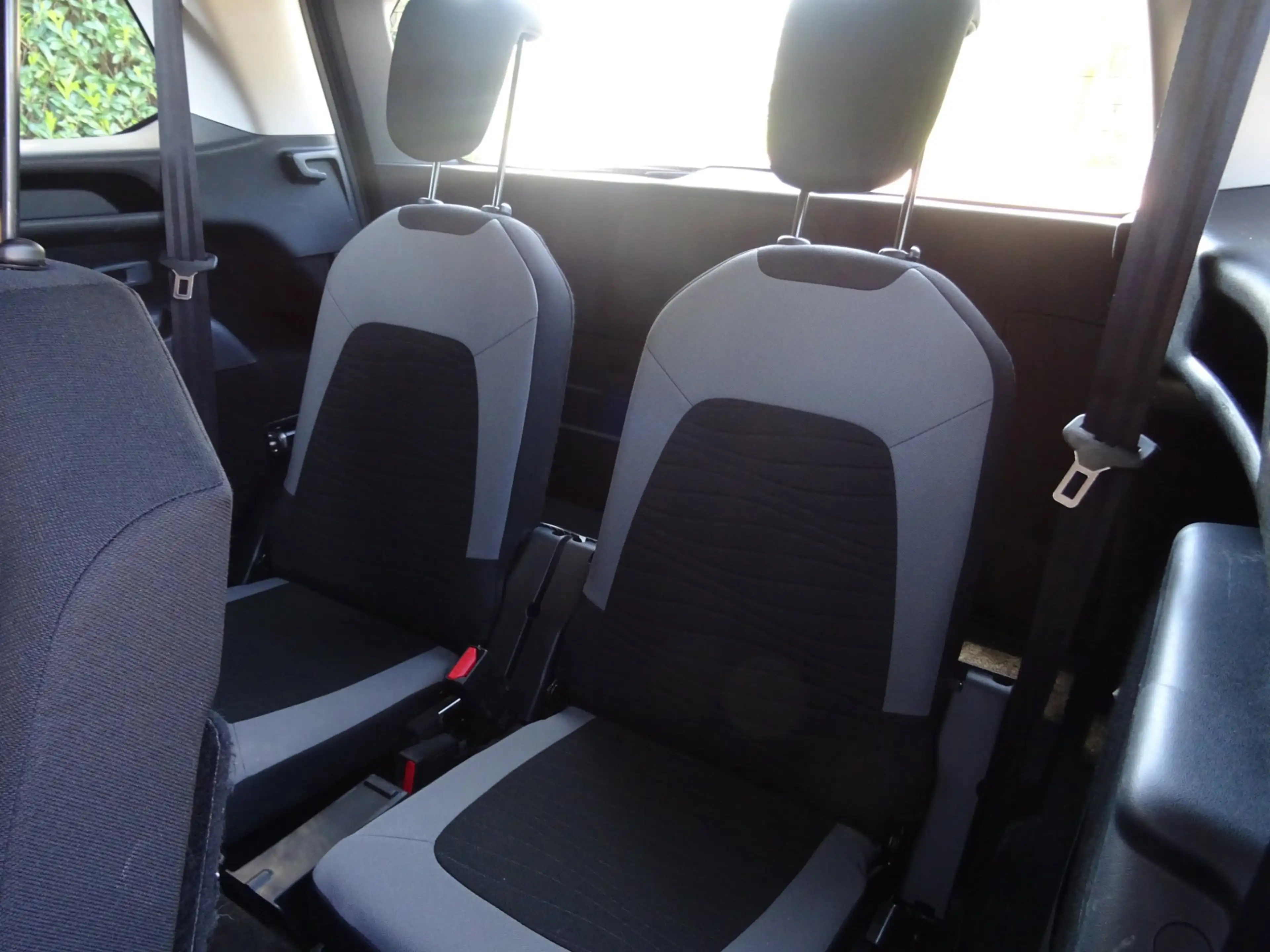 Citroen Grand C4 Picasso 1.2 PureTech Tendance 7P NAV/CAMERA — photo 10