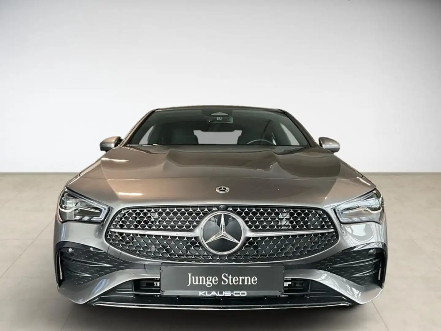 Mercedes-Benz CLA 200 d AMG Coupé S-Sitz KeyLess PDC SHZ LED Grau - 2