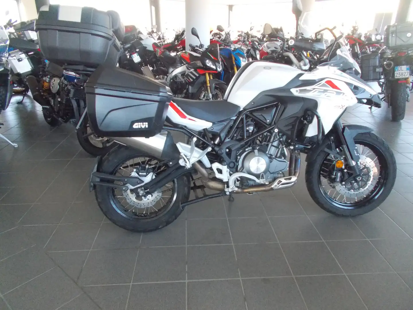Benelli TRK 502 X Bianco - 2