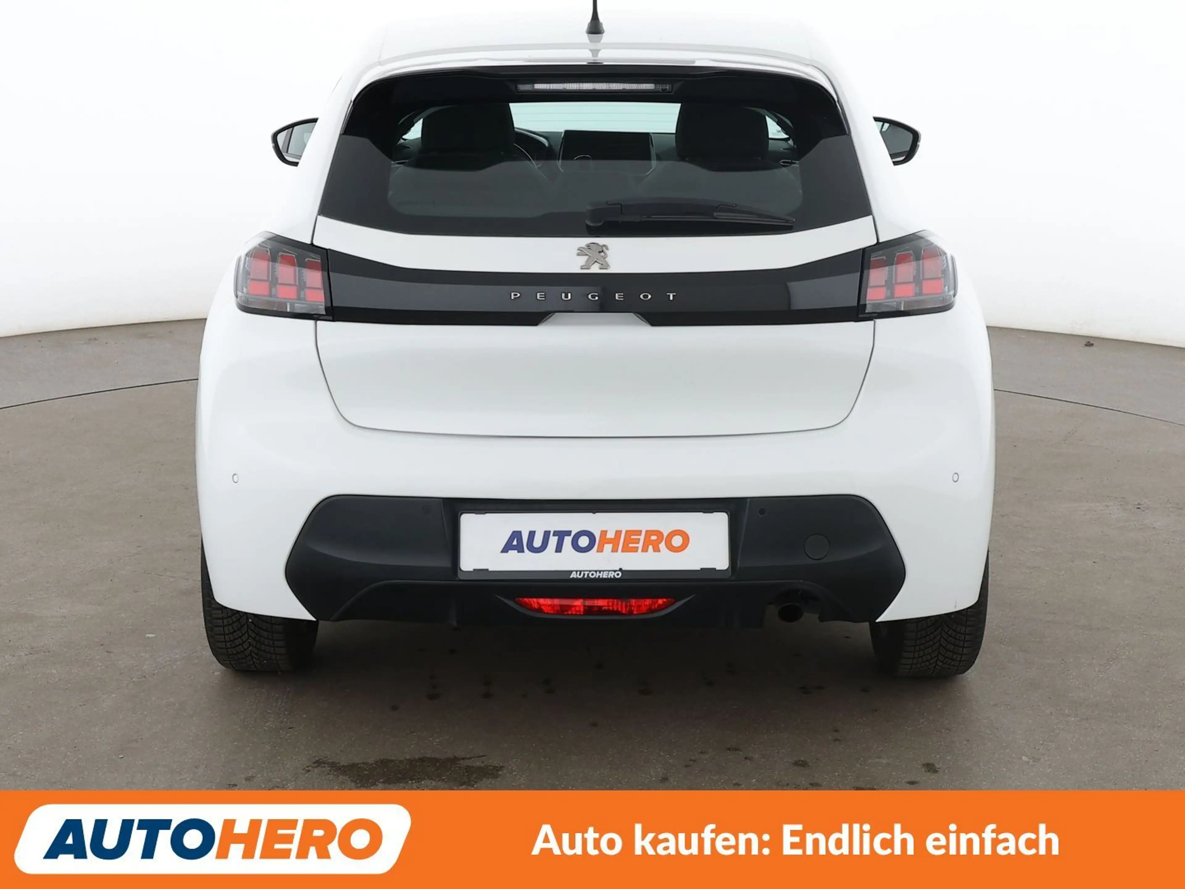 Peugeot 208 1.2 PureTech Active Pack Aut.*NAVI*LED*TEMPO*PDC* — photo 5