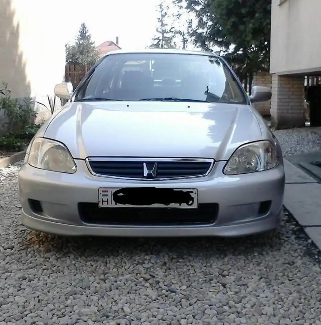 Honda Civic 1.6 VTi - 2