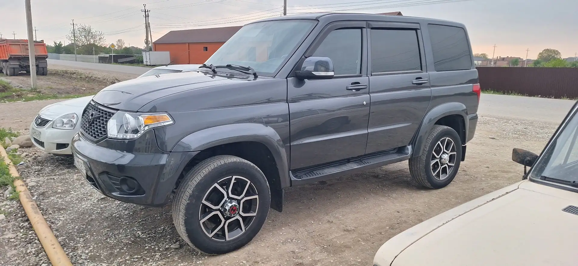 UAZ Patriot - 2