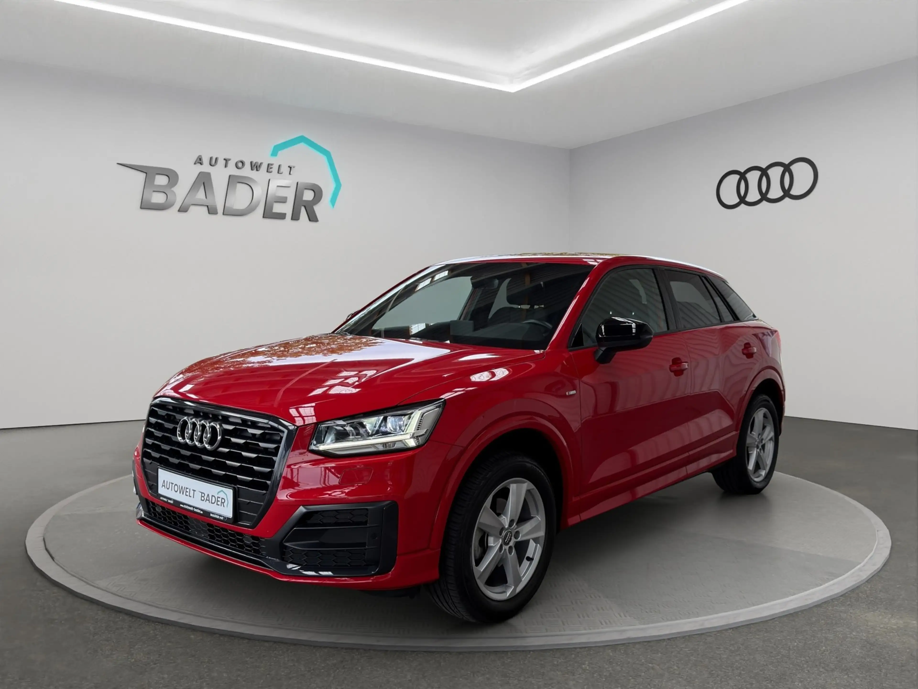 Audi Q2 30 TDI sport LED AHK Shz