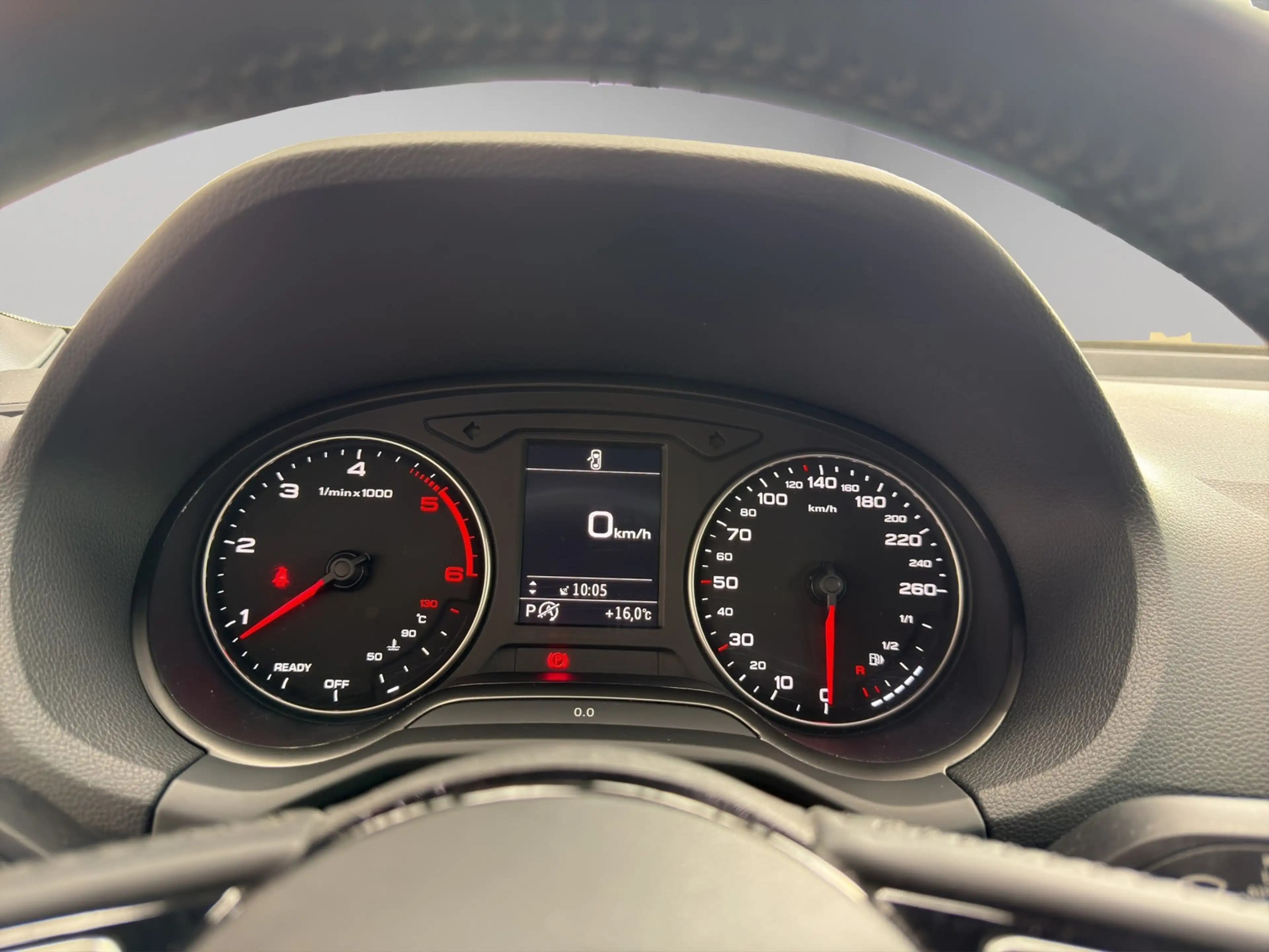 Audi Q2 30 TDI sport LED AHK Shz — photo 11