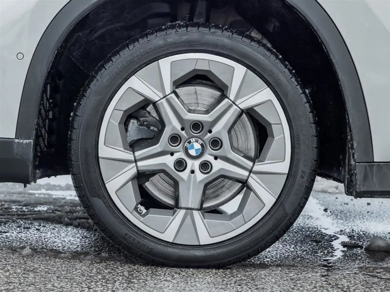 BMW X1 снимка BMW X1