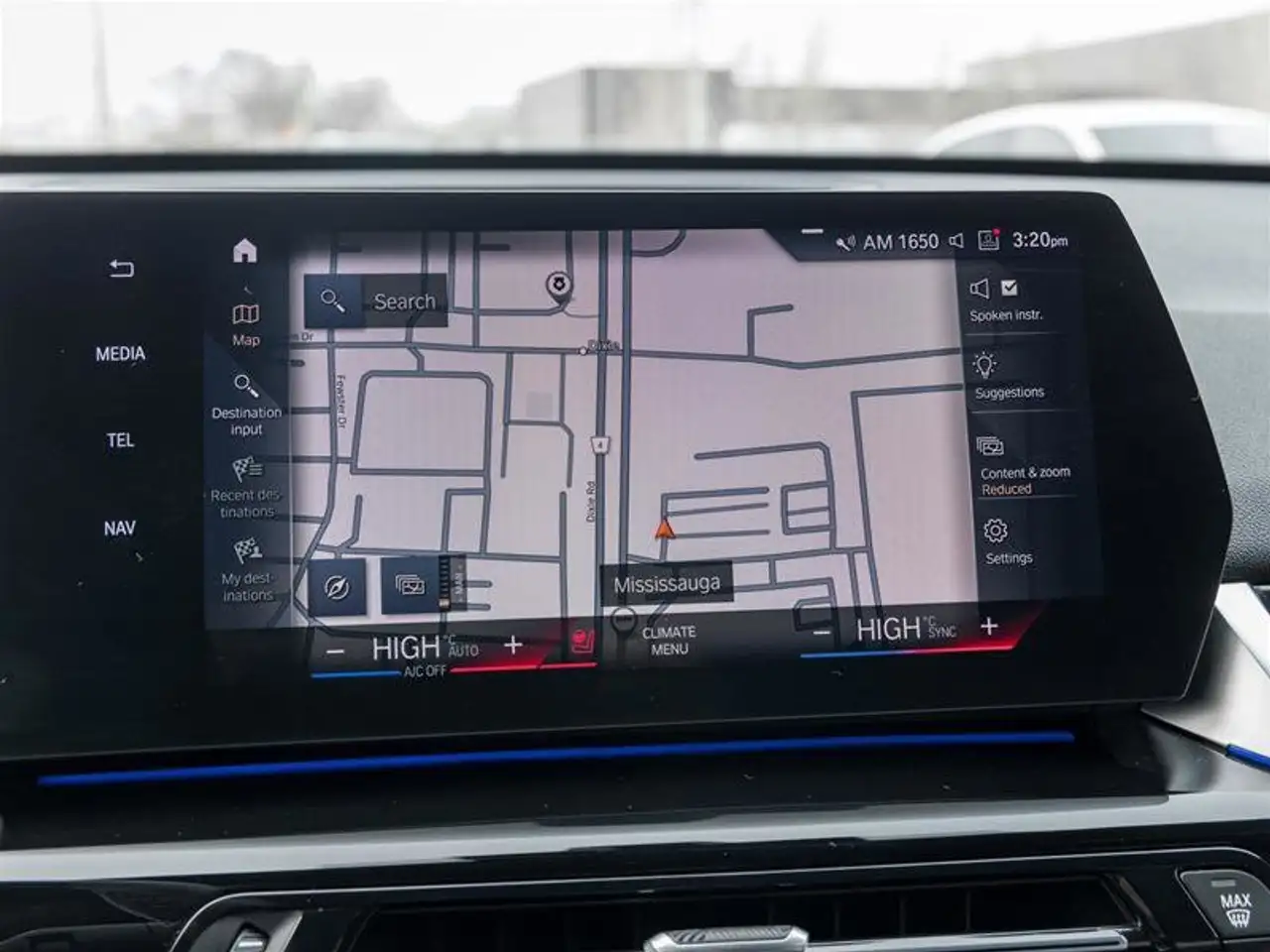 BMW X1 снимка BMW X1