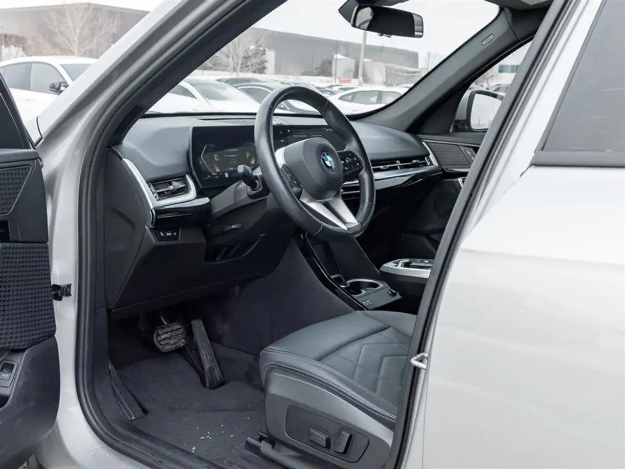 BMW X1 снимка BMW X1