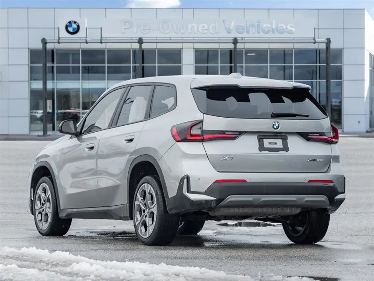 BMW X1 снимка BMW X1