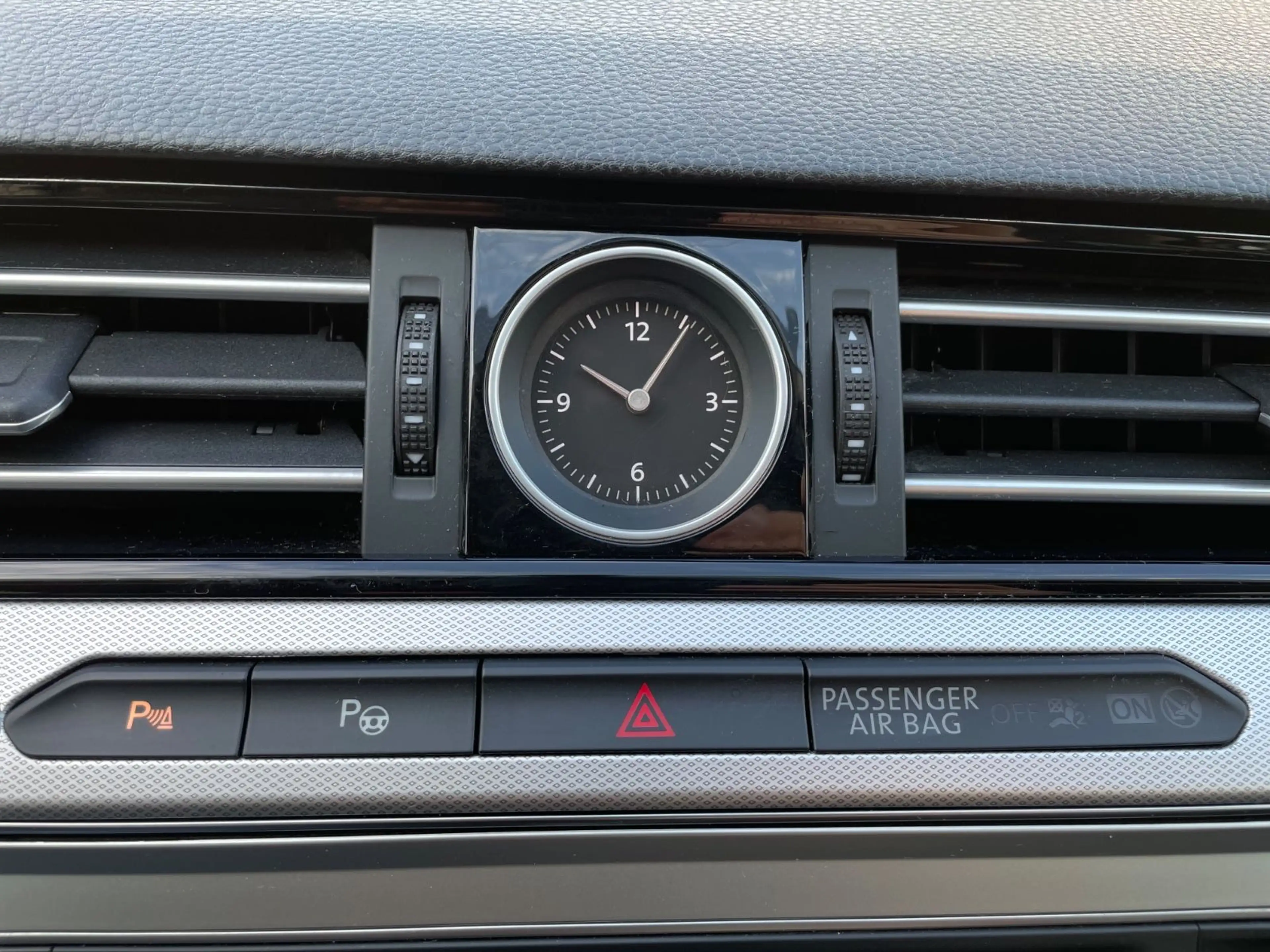 Volkswagen Passat Variant Comfortline Navi DSG Massage — photo 15
