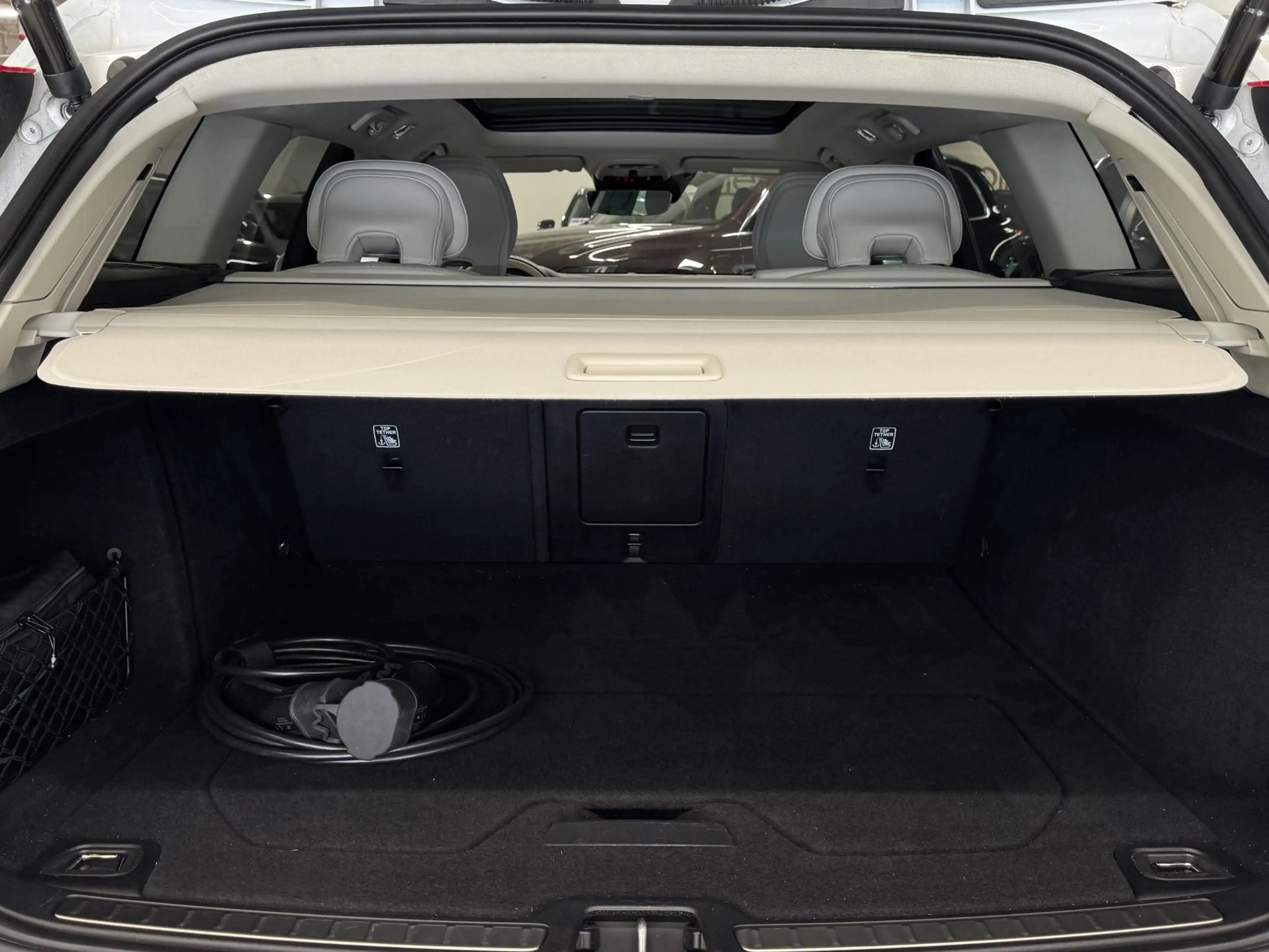 Volvo V60 2.0 T6 Recharge AWD Inscription | H&K audio | Came — photo 37