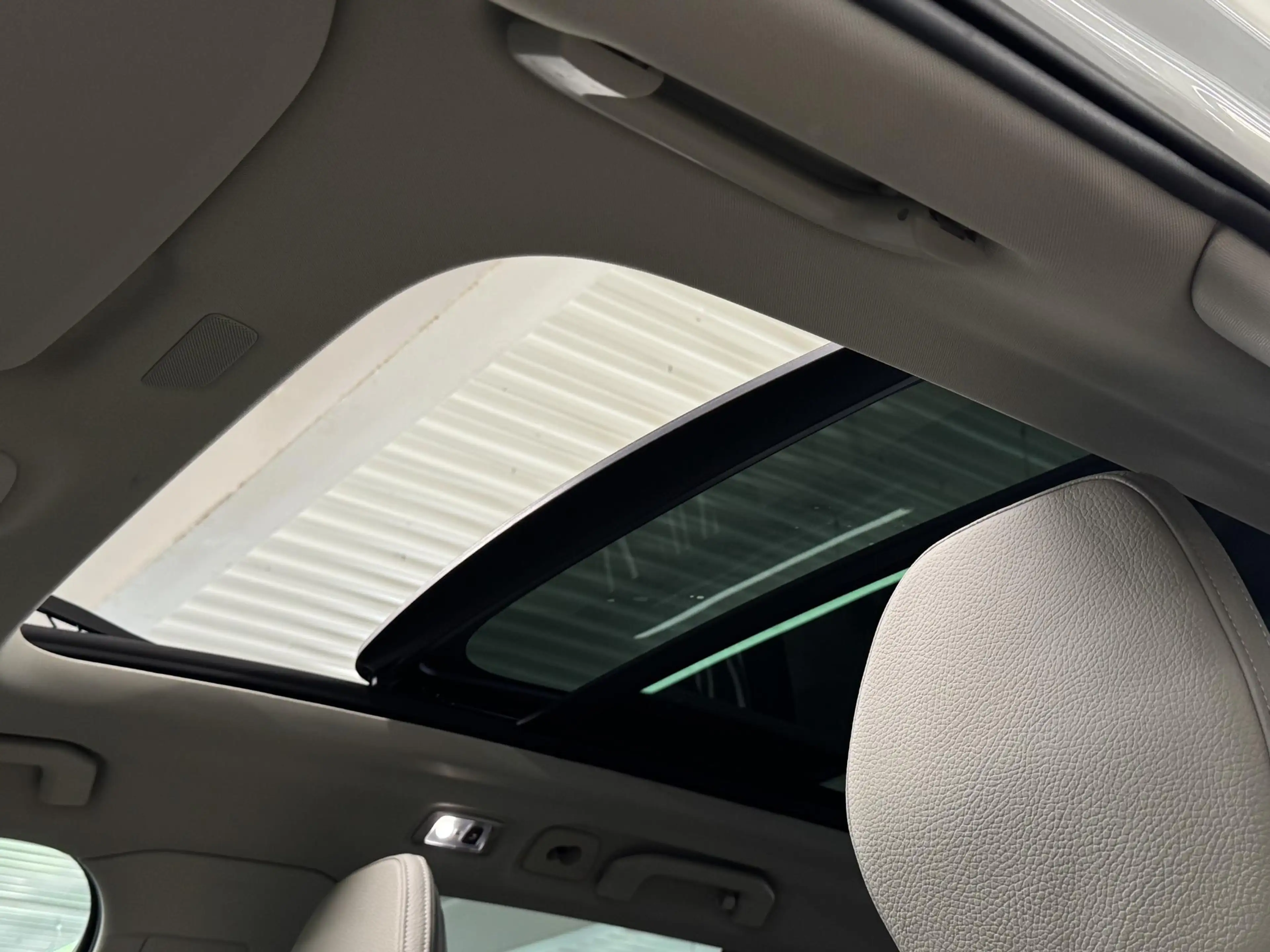 Volvo V60 2.0 T6 Recharge AWD Inscription | H&K audio | Came — photo 35