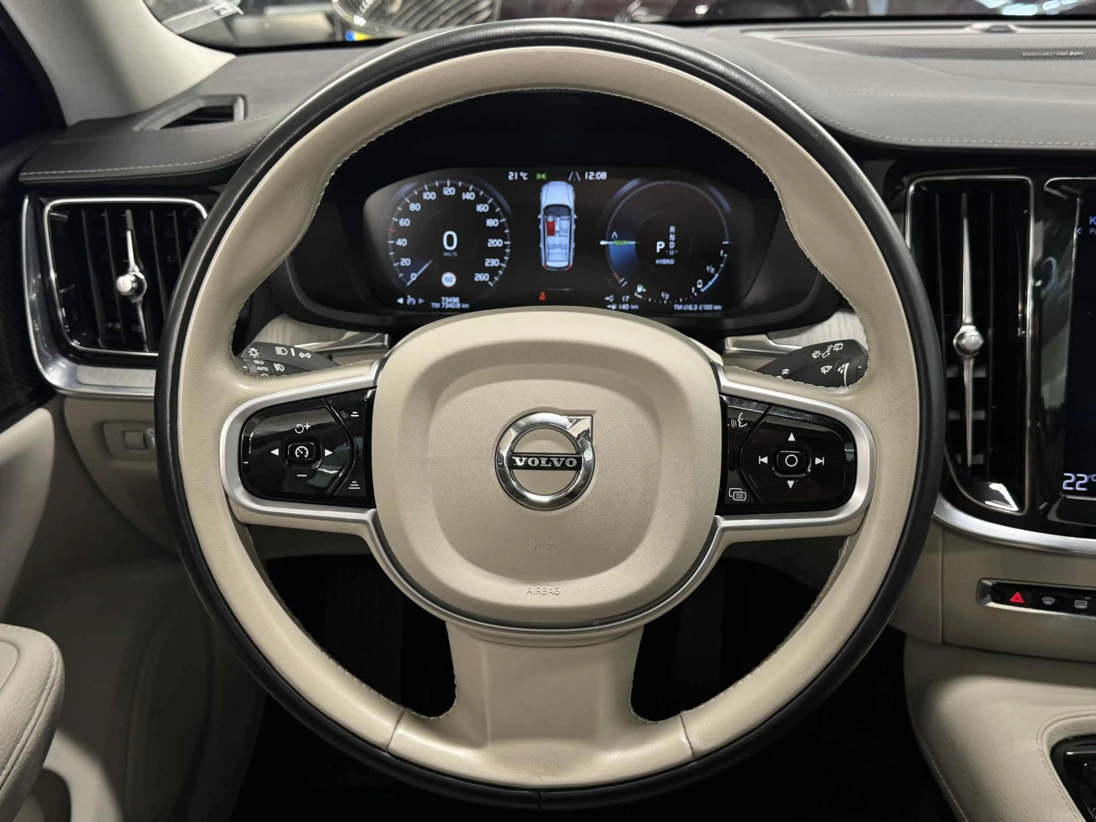 Volvo V60 2.0 T6 Recharge AWD Inscription | H&K audio | Came — photo 17