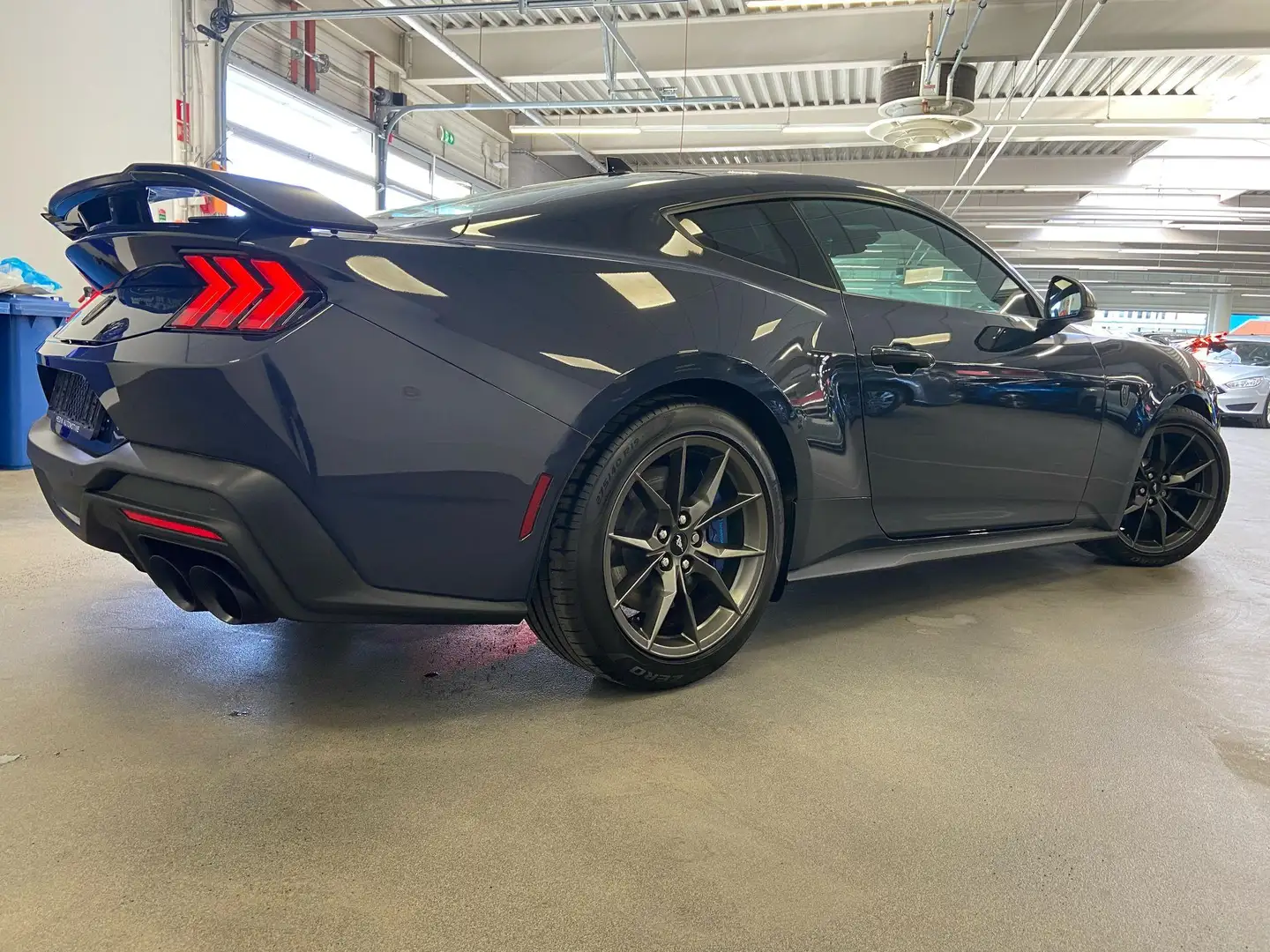Ford Mustang Fastback 5.0 V8 Dark Horse Handgeschakeld | Te Bes Blauw - 2