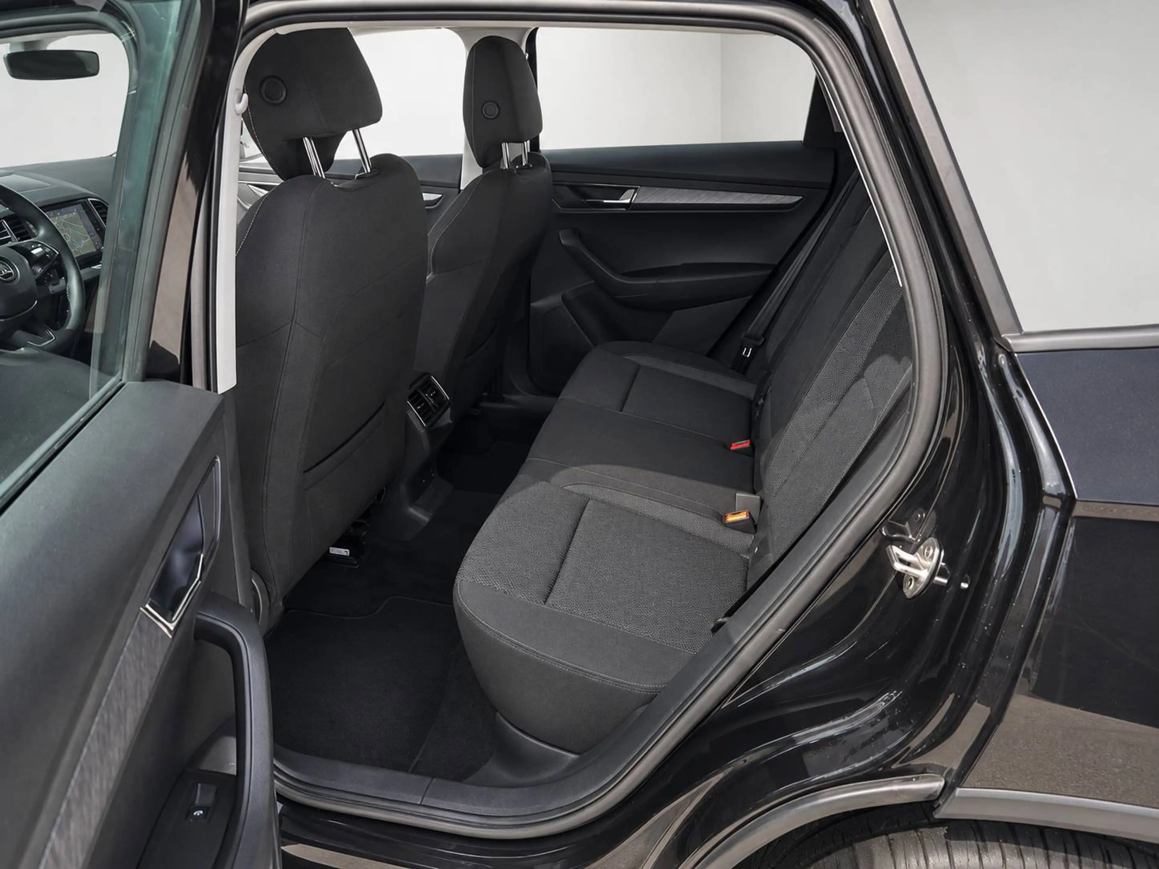 Skoda Karoq Karoq 2,0 TDI 4x4 DSG Style Style — photo 11