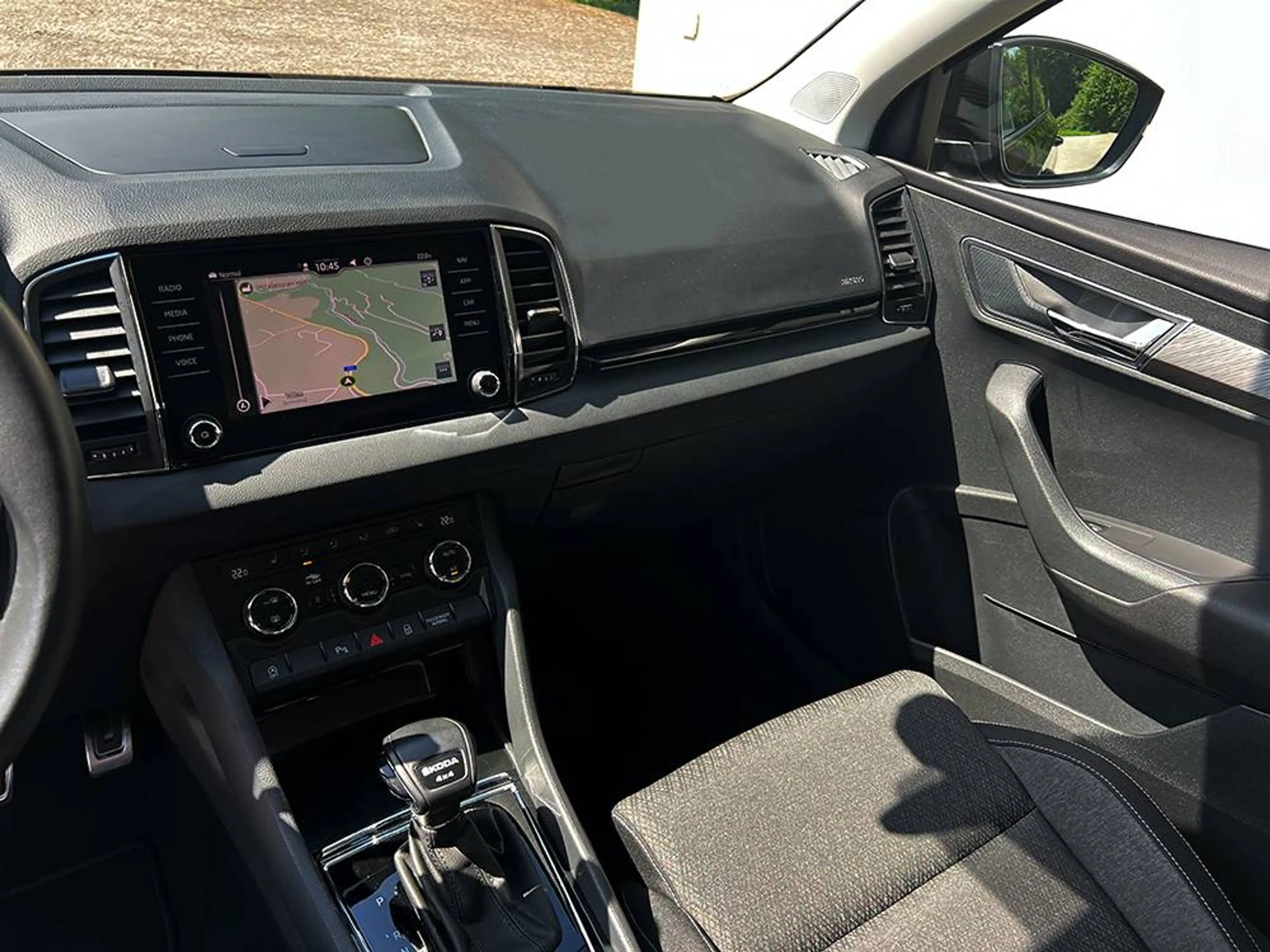 Skoda Karoq Karoq 2,0 TDI 4x4 DSG Style Style — photo 13