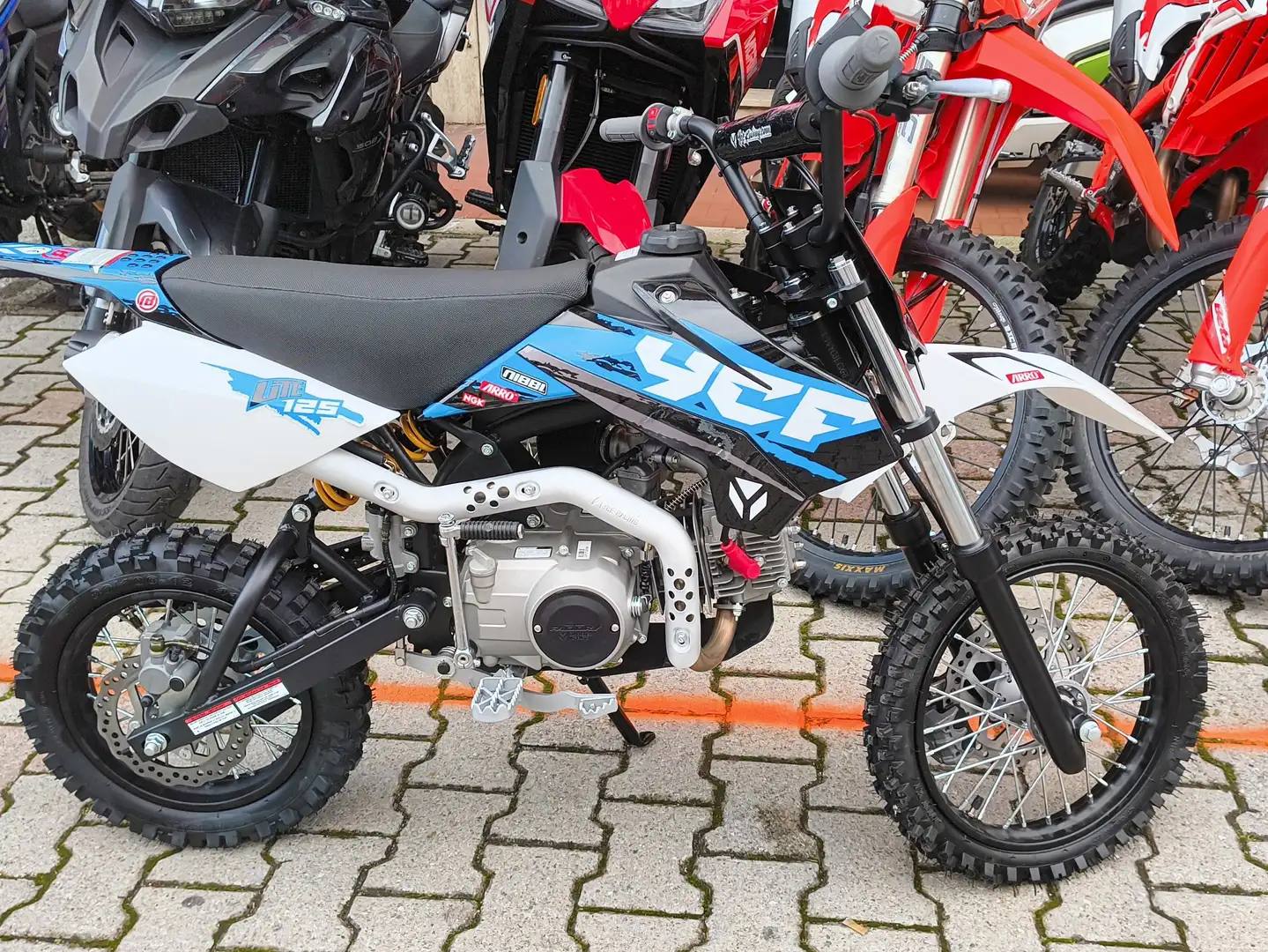 YCF LITE F125 Blu/Azzurro - 1