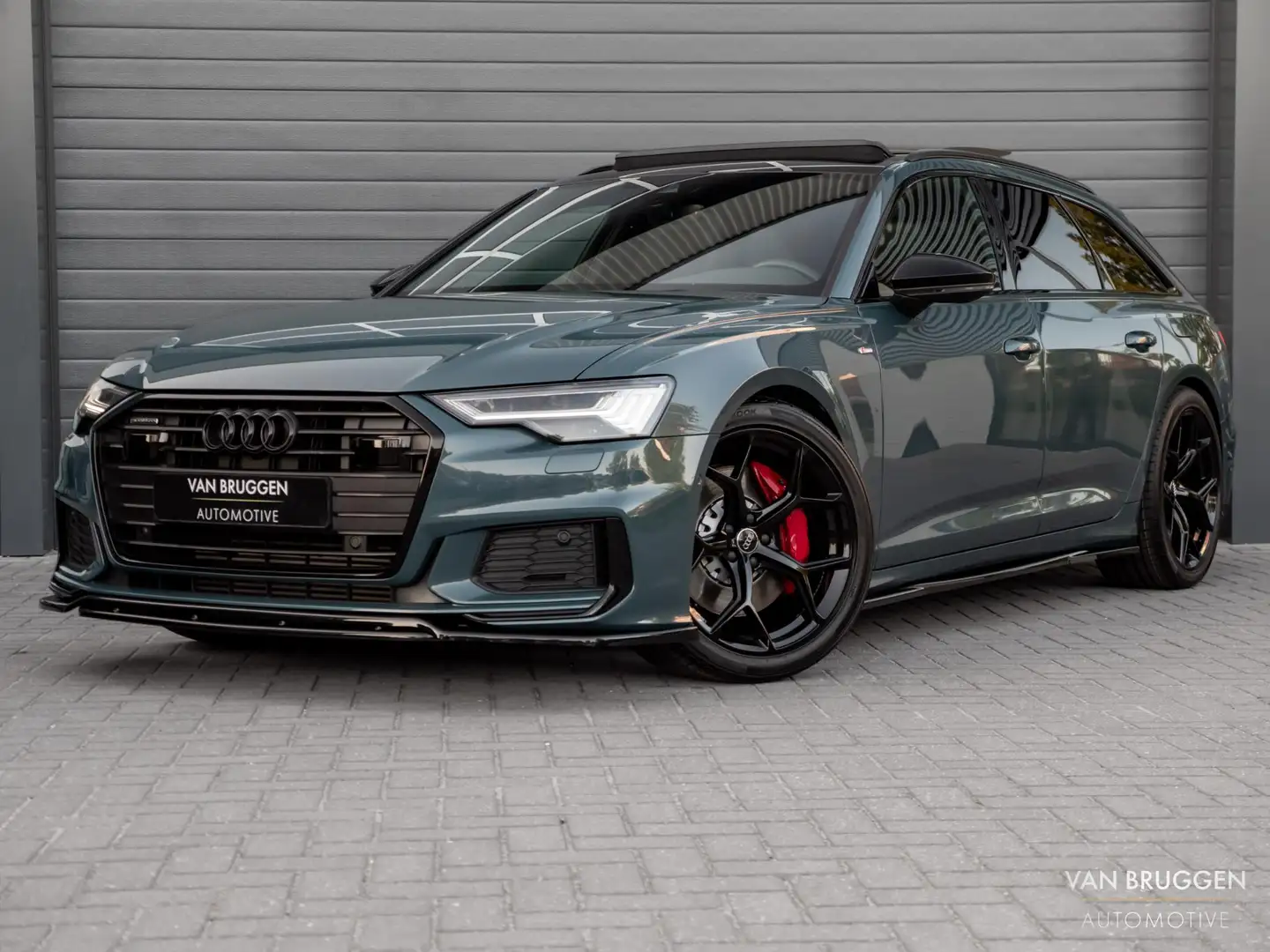 Audi A6 Avant 55 TFSI E Quattro S-Line Pano Trekhaak B&O S Zwart - 1