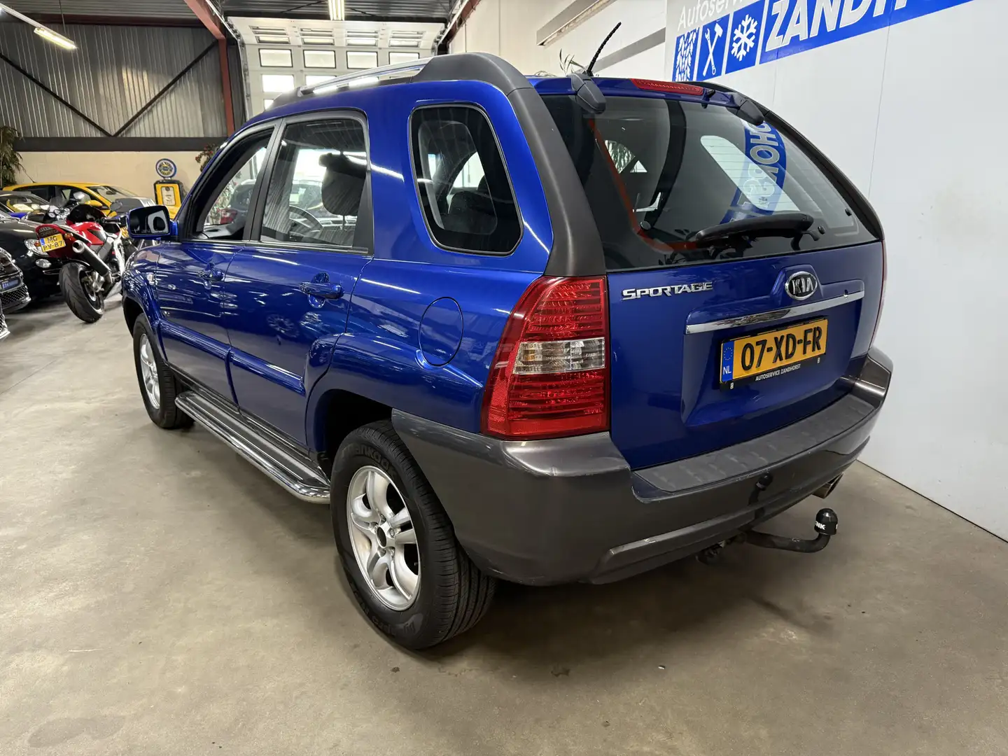 Kia Sportage 2.0 CVVT Comfort Bleu - 2