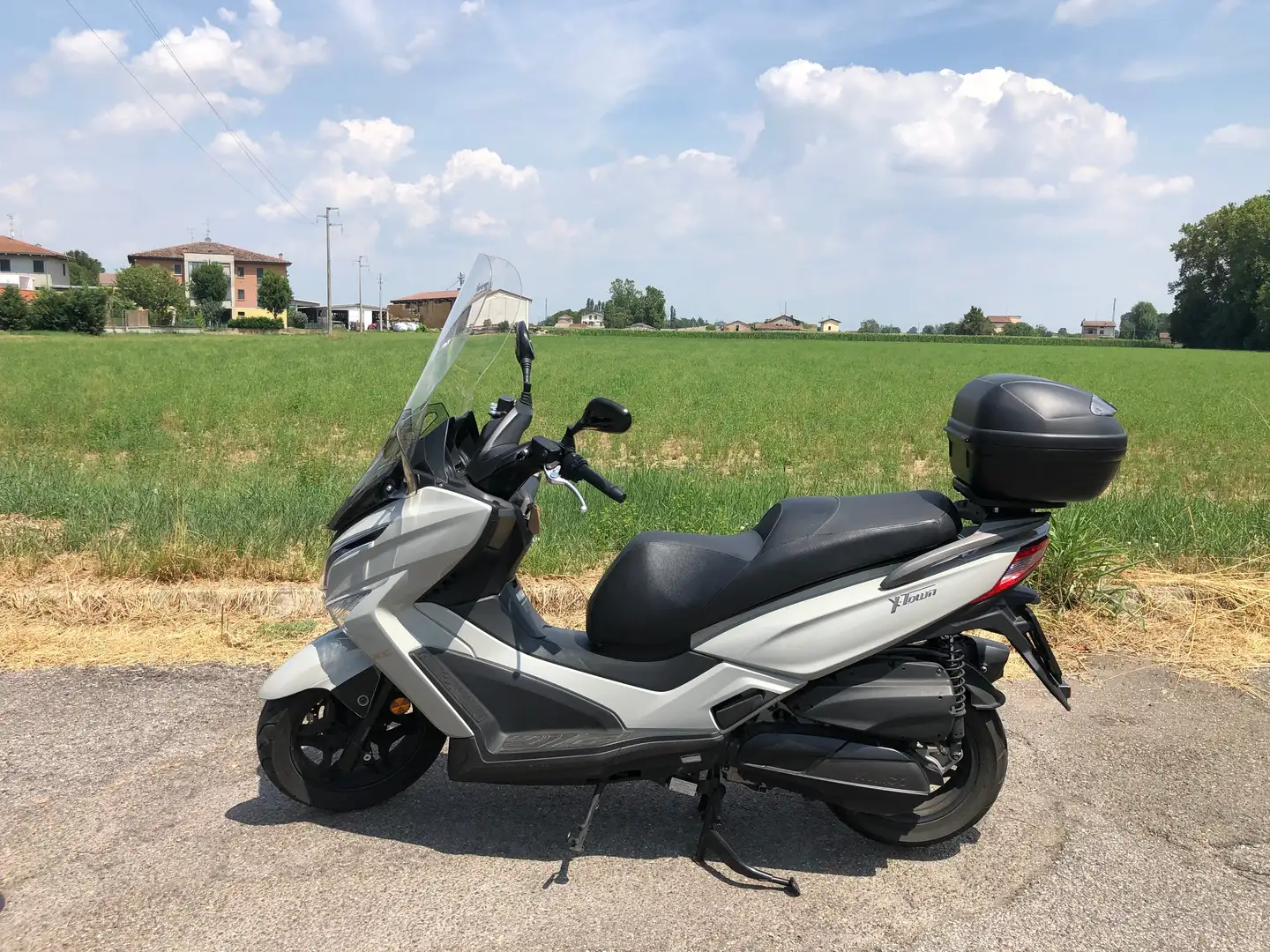 Kymco Downtown 300i Szürke - 1