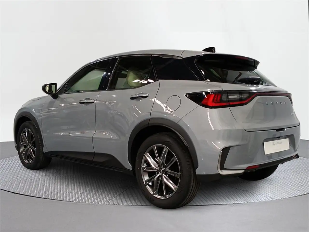 Lexus LBX 2026
