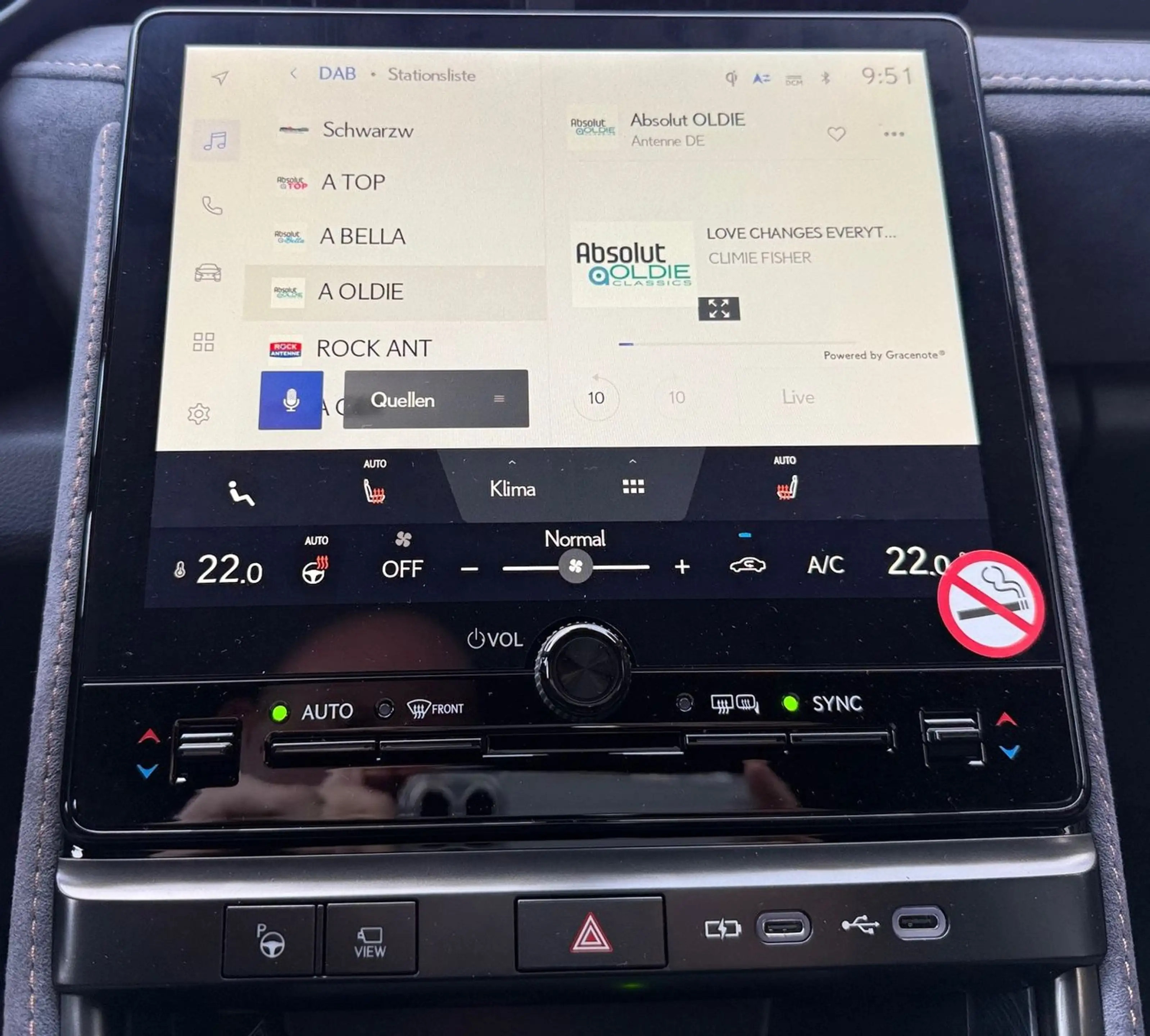 Lexus LBX 1.5 Hybrid CVT COOL LED 360° Leder SHZ — photo 11