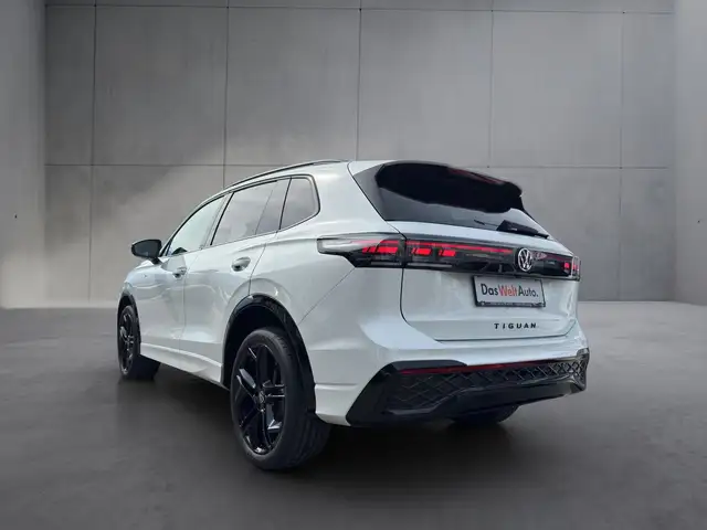 Volkswagen Tiguan Sport TDI 4MOTION DSG Ansicht 4