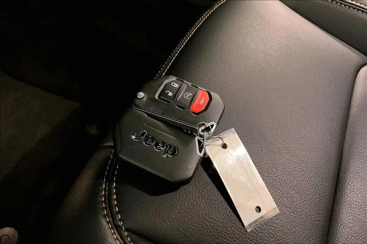 Jeep Wrangler снимка Jeep Wrangler