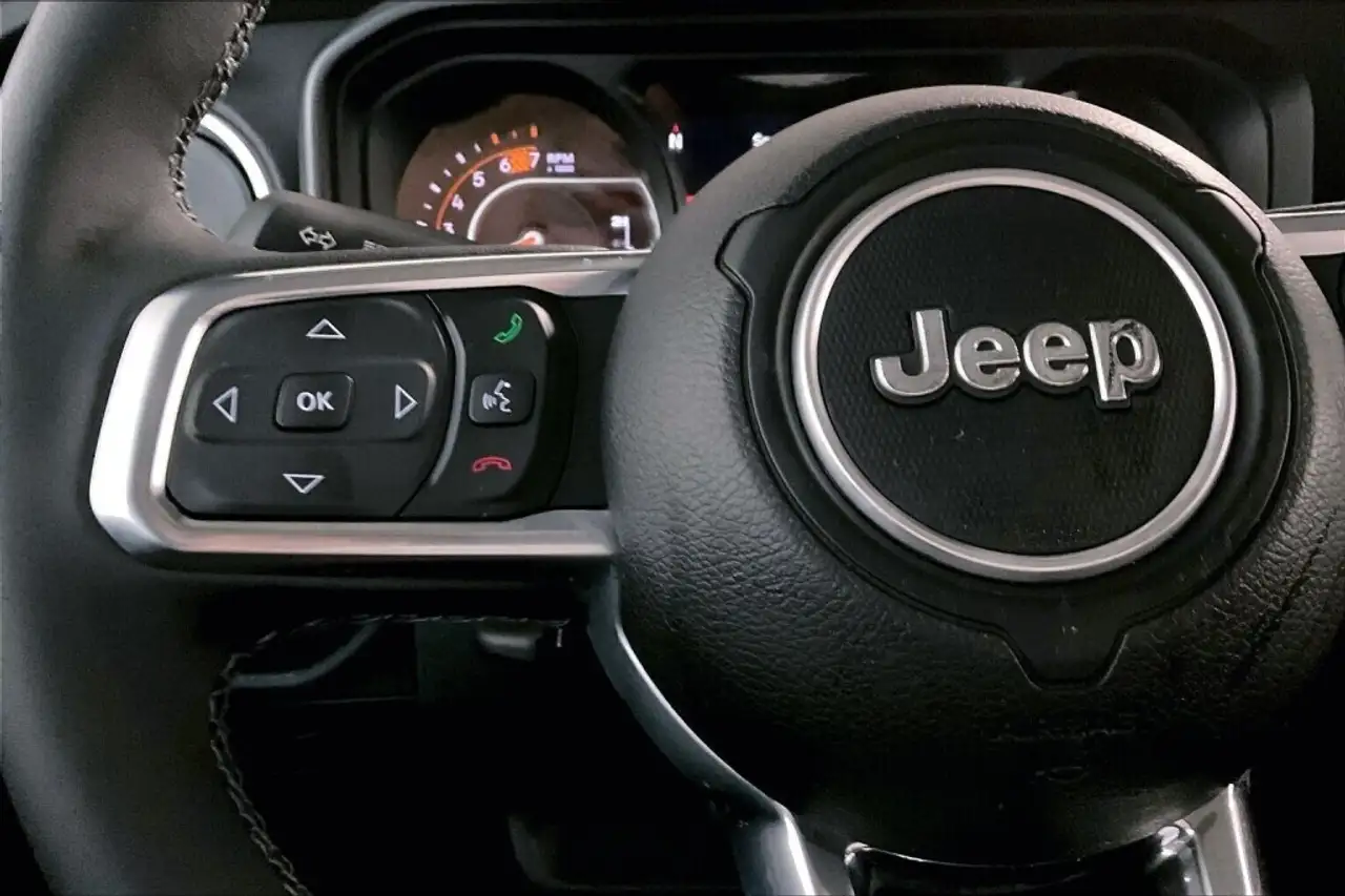 Jeep Wrangler снимка Jeep Wrangler